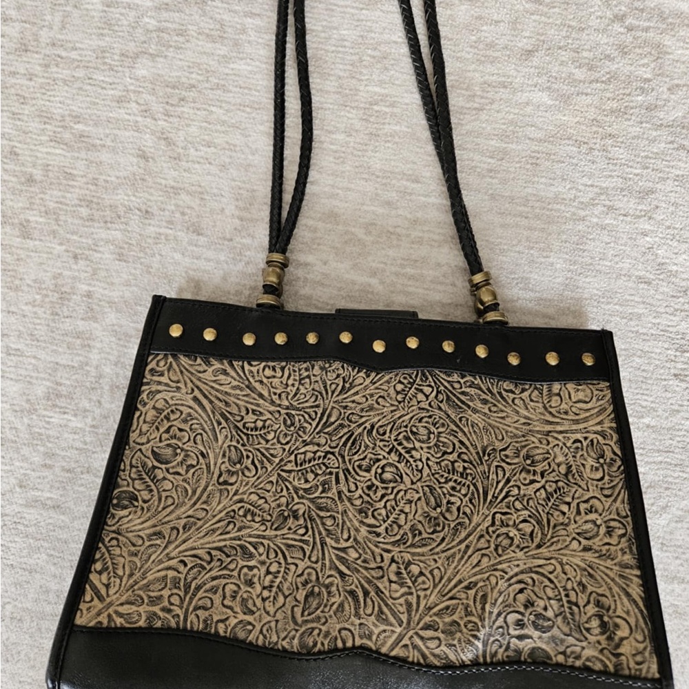 Elegant Black and Tan Women's Bag